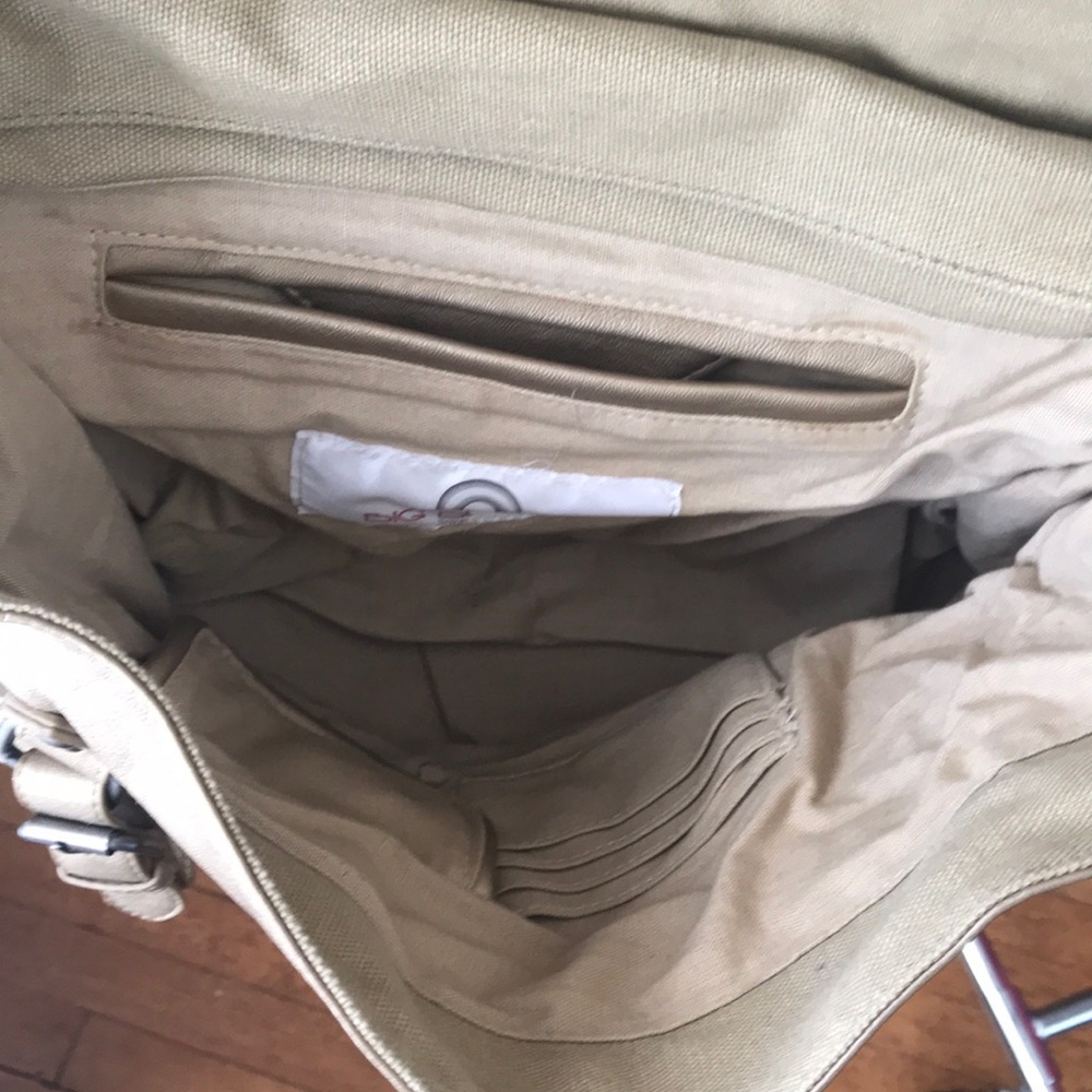 Bag - Picture 3 of 5